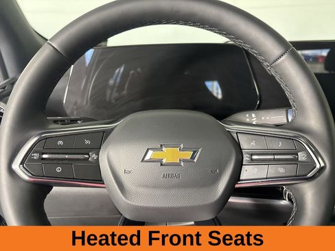 Used 2026 Chevrolet Equinox LT AWD/4WD image 11