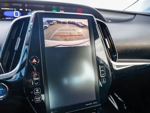 Used 2020 Toyota Prius Prime XLE image 24