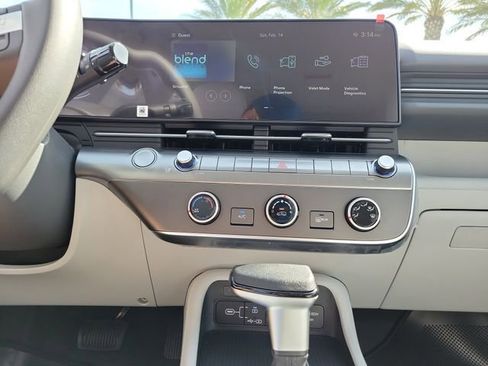 New 2026 Hyundai Kona SE image 13