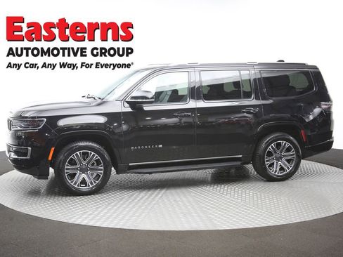 Used 2024 Jeep Wagoneer Series II AWD/4WD image 61