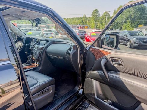 Used 2020 Nissan Armada SL w/ Premium Package RWD image 18