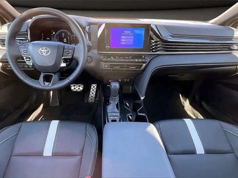 Used 2025 Toyota Camry XSE image 14