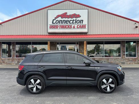 Used 2024 Volkswagen Taos S AWD/4WD image 3
