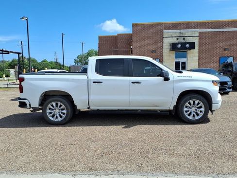 Used 2023 Chevrolet Silverado 1500 Custom RWD image 3
