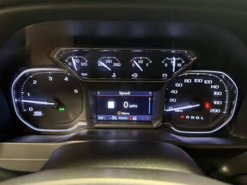 Used 2020 GMC Sierra 2500 AT4 w/ AT4 Premium Package AWD/4WD image 17