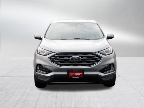 Used 2022 Ford Edge Titanium AWD/4WD image 2