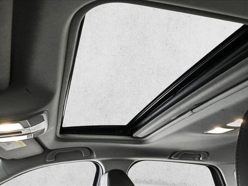 Used 2019 MAZDA CX-5 Touring image 16