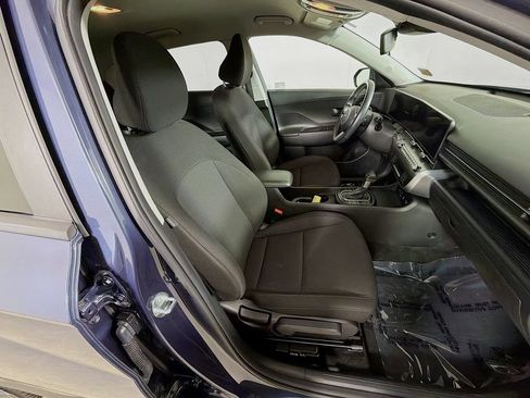 Used 2025 Hyundai Kona SEL FWD image 25