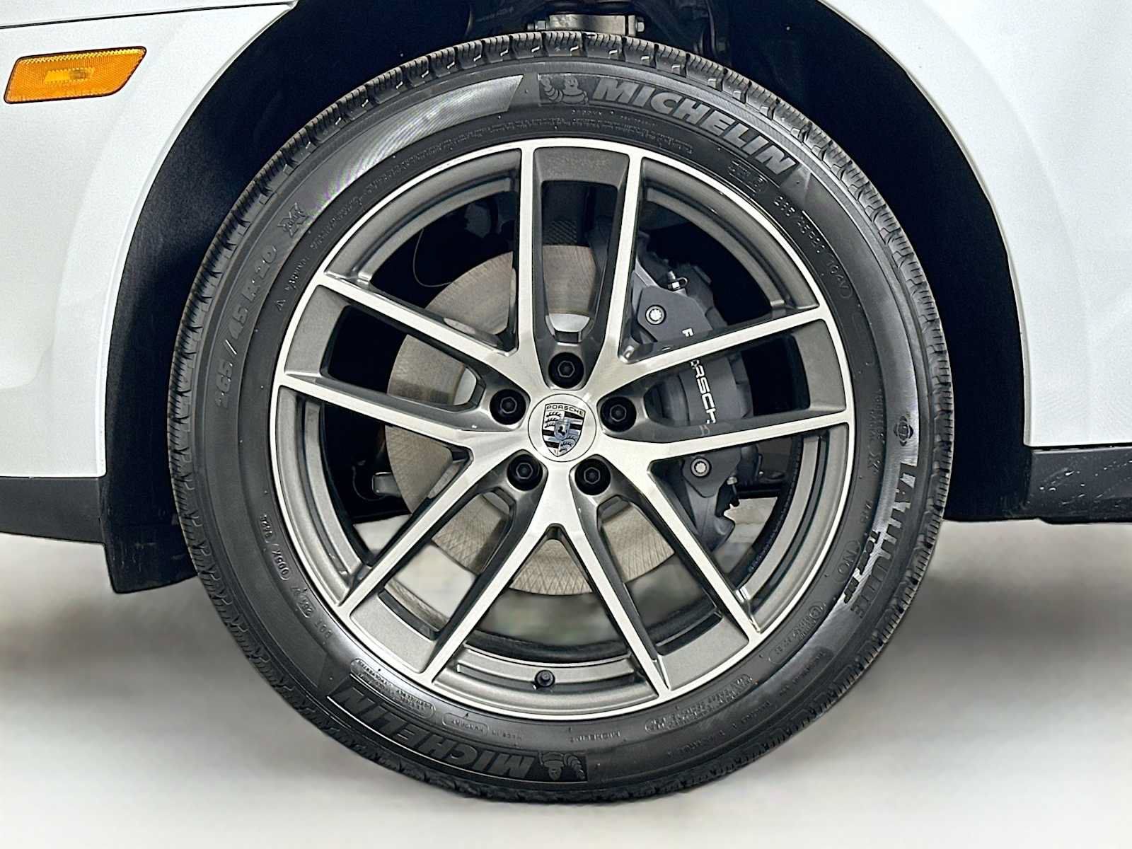 Used 2026 Porsche Macan AWD/4WD image 32