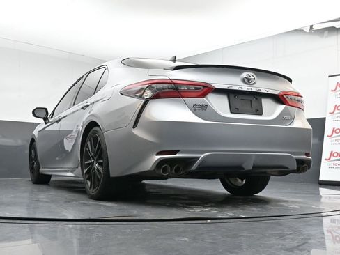 Used 2021 Toyota Camry XSE image 21