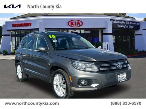 Used 2016 Volkswagen Tiguan SE image 1