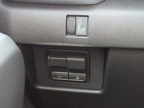 New 2026 GMC Canyon Elevation w/ Convenience Package image 12