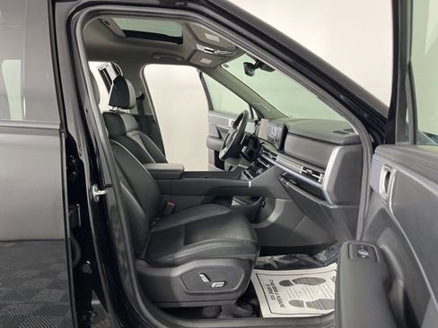 Used 2024 Hyundai Santa Fe Limited image 38