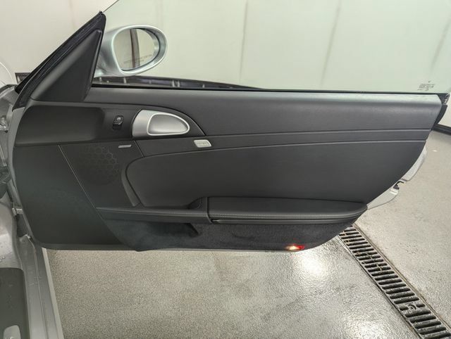 Used 2007 Porsche Cayman S RWD image 14