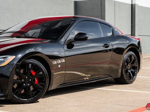 Used 2018 Maserati GranTurismo Sport RWD image 32