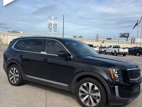 Used 2021 Kia Telluride EX w/ EX Premium Package AWD/4WD image 3