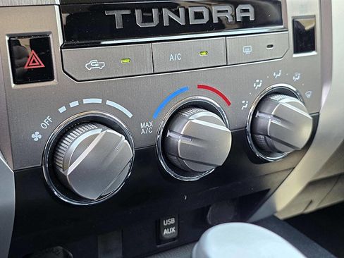 Used 2018 Toyota Tundra SR5 image 30
