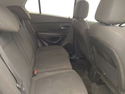 Used 2021 Chevrolet Trax LS w/ Tint and Cruise Package image 19