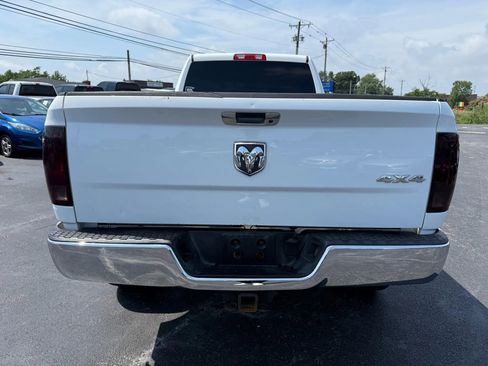 Used 2013 RAM 2500 Tradesman w/ Chrome Appearance Group image 4