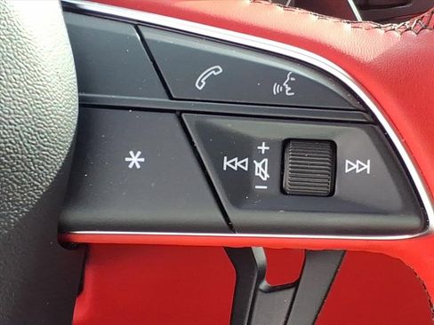 Used 2022 Lamborghini Urus image 20