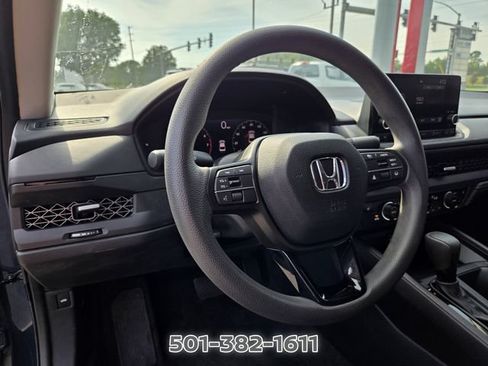 Used 2023 Honda Accord EX image 11