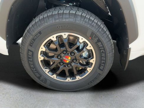 New 2026 Toyota Tundra SR5 AWD/4WD image 29