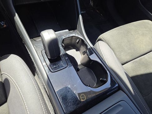 Certified 2023 Volvo XC40 Recharge Plus AWD/4WD image 30