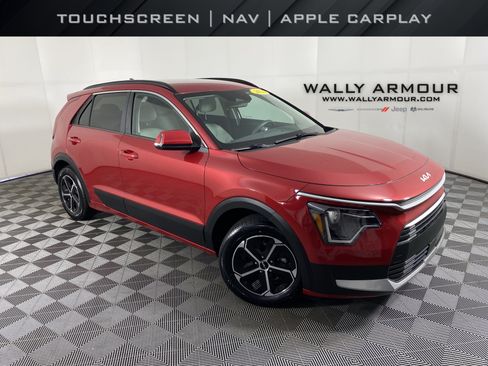 Used 2023 Kia Niro EX FWD image 1