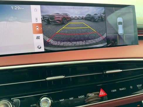 New 2026 Genesis GV70 3.5T Sport Prestige AWD/4WD image 18