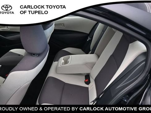 Used 2026 Toyota Corolla LE FWD image 27