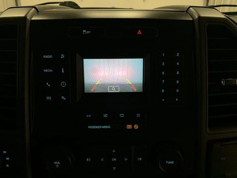 Used 2022 Ford F250 XL w/ Power Equipment Group image 37