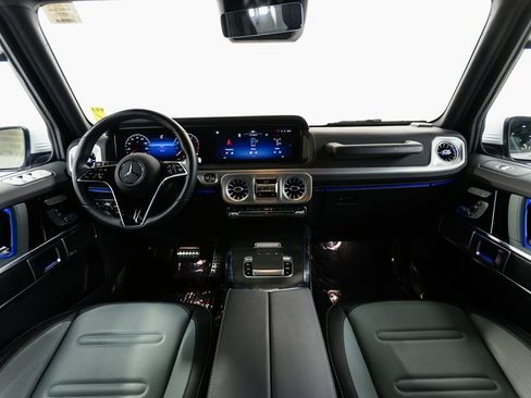 Used 2025 Mercedes-Benz G 550 w/ Manufactur Interior Package image 25