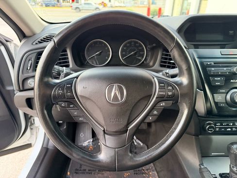 Used 2014 Acura ILX Hybrid image 22