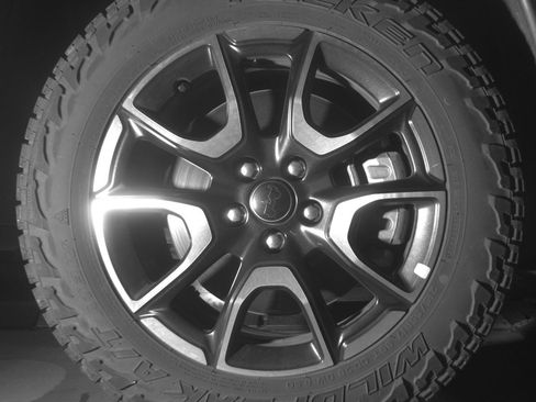 Used 2025 Jeep Compass Trailhawk AWD/4WD image 13