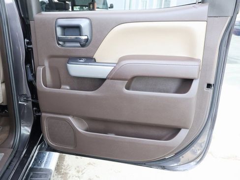 Used 2015 Chevrolet Silverado 2500 LTZ image 36