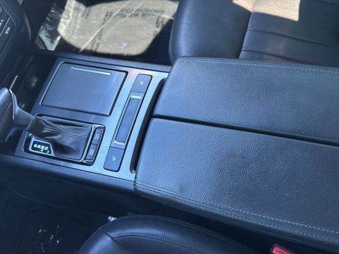 Used 2020 Genesis G80 3.8 RWD image 26