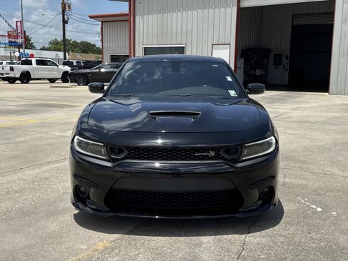 Used 2022 Dodge Charger Scat Pack RWD image 2