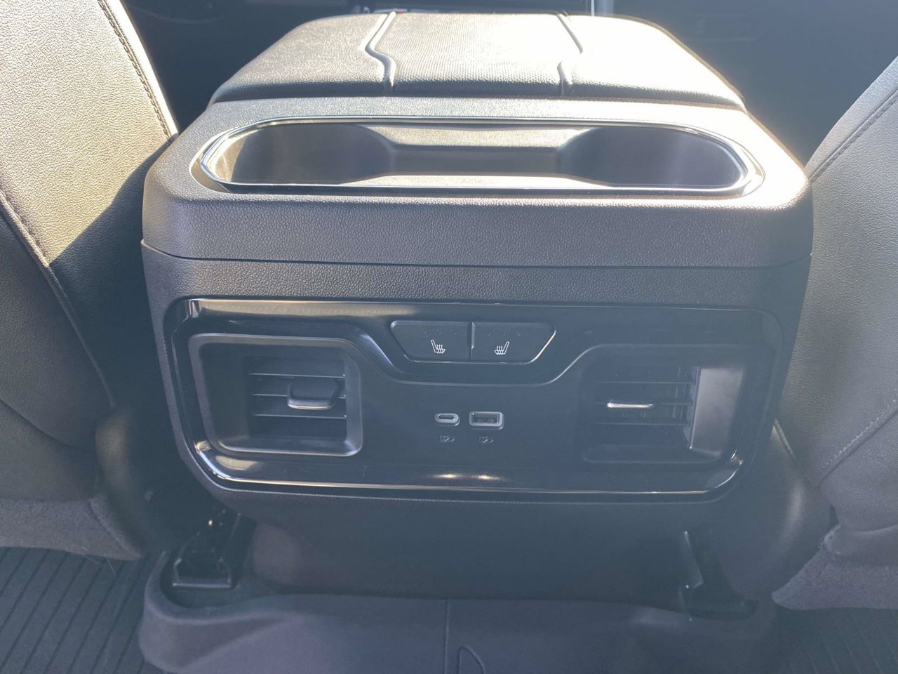 Used 2026 GMC Sierra 1500 AT4 w/ Technology Package AWD/4WD image 22