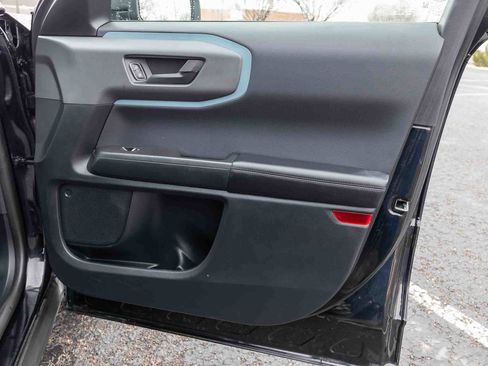 Used 2021 Ford Bronco Sport Badlands image 17