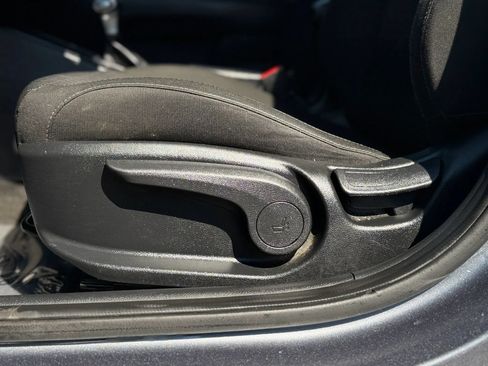 Used 2020 Kia Rio S FWD image 28