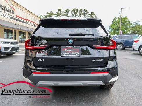 Used 2023 BMW X1 xDrive28i w/ Convenience Package AWD/4WD image 5