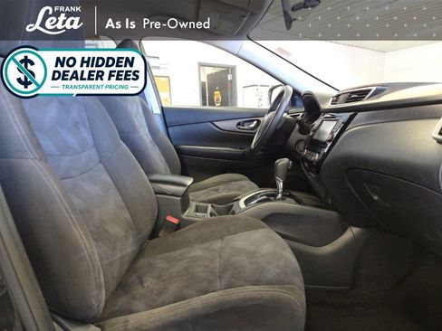 Used 2015 Nissan Rogue SV w/ SV Premium Package FWD image 18