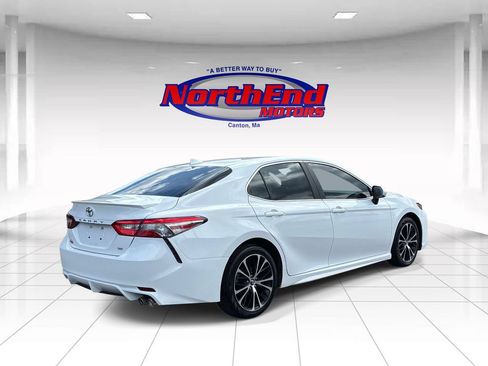 Used 2018 Toyota Camry SE w/ Audio Package FWD image 7