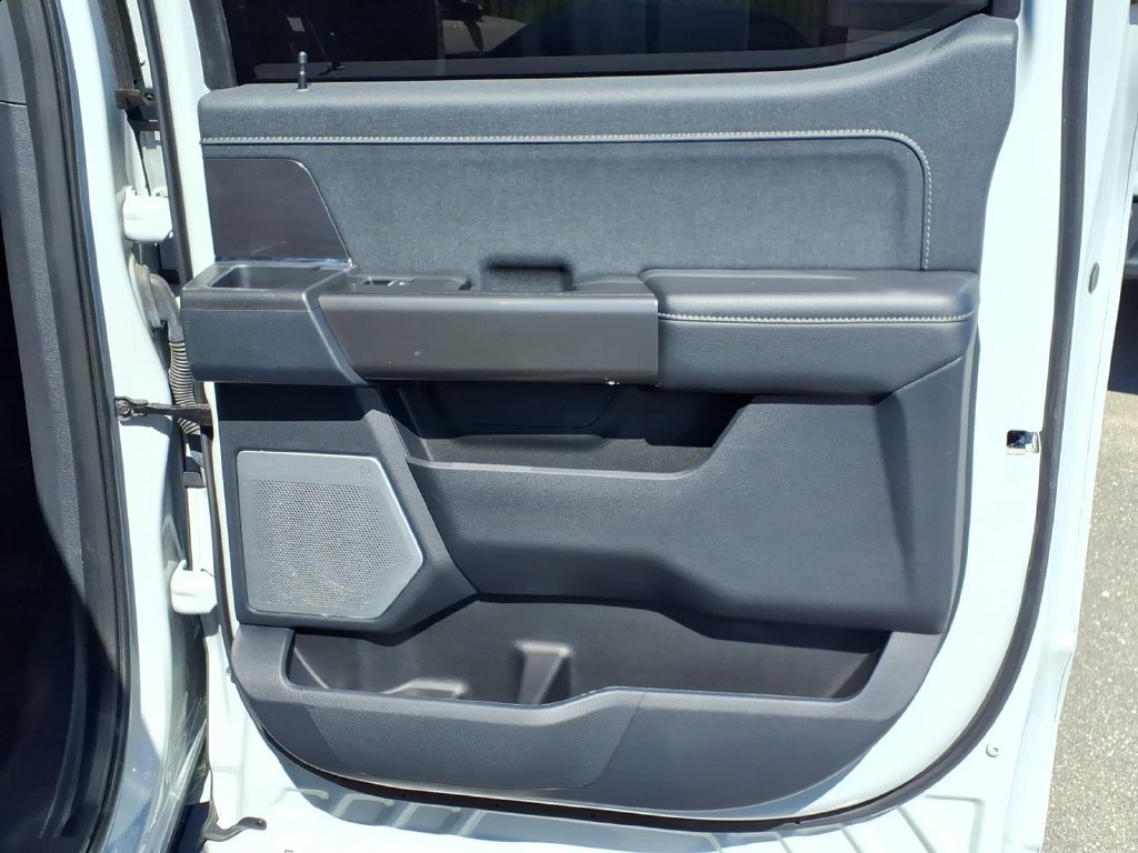 Used 2024 Ford F150 Lariat w/ Equipment Group 502A High AWD/4WD image 14