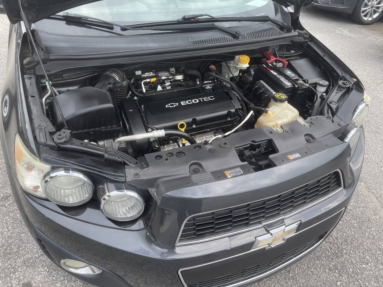 Used 2015 Chevrolet Sonic LT w/ Wheels and Fog Lamp Package FWD image 29