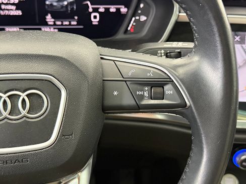 Used 2019 Audi Q3 2.0T Premium Plus image 28