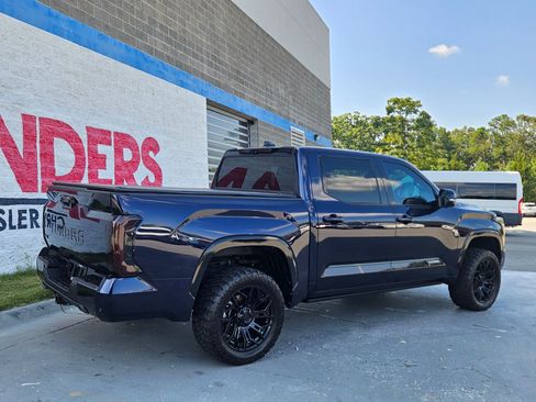 Used 2023 Toyota Tundra Platinum AWD/4WD image 7