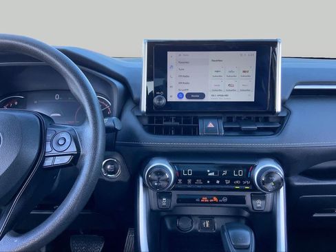 Certified 2025 Toyota RAV4 XLE FWD image 7