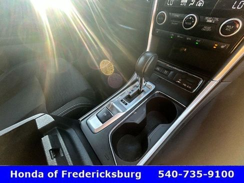 Used 2019 Subaru Ascent Premium image 28