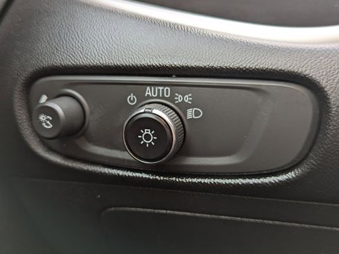 Used 2021 Chevrolet Malibu RS image 13